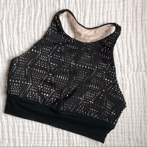 Alo Yoga Textured Crop Bra